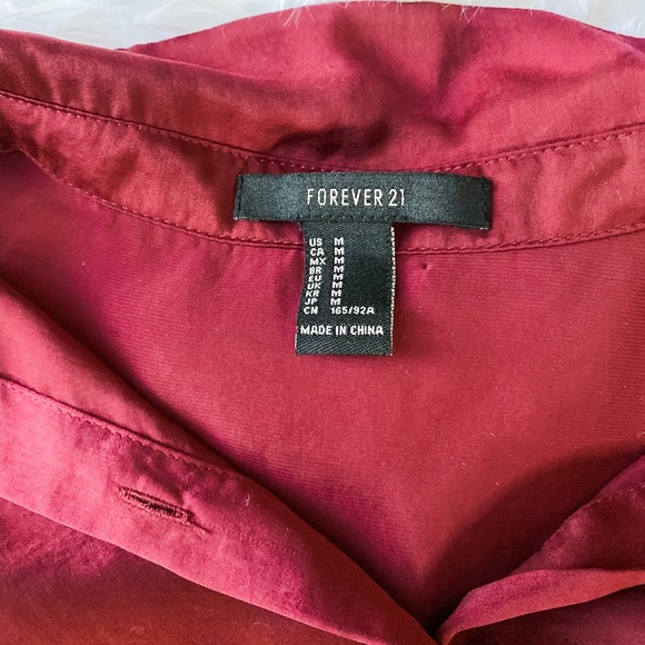 NWOT Forever 21 red 3/4 sleeve button down dress - Picture 4 of 6